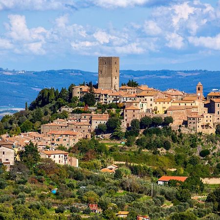 Apartament Casina Orione Montecatini Val di Cecina Zewnętrze zdjęcie