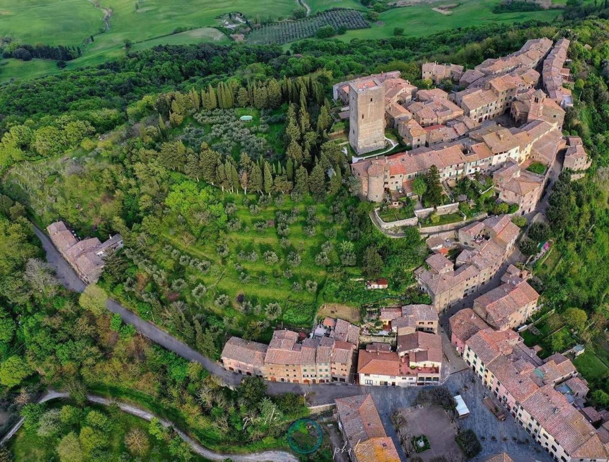 Apartament Casina Orione Montecatini Val di Cecina Zewnętrze zdjęcie