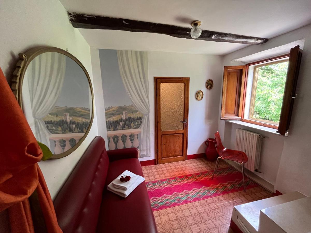 Apartament Casina Orione Montecatini Val di Cecina Zewnętrze zdjęcie