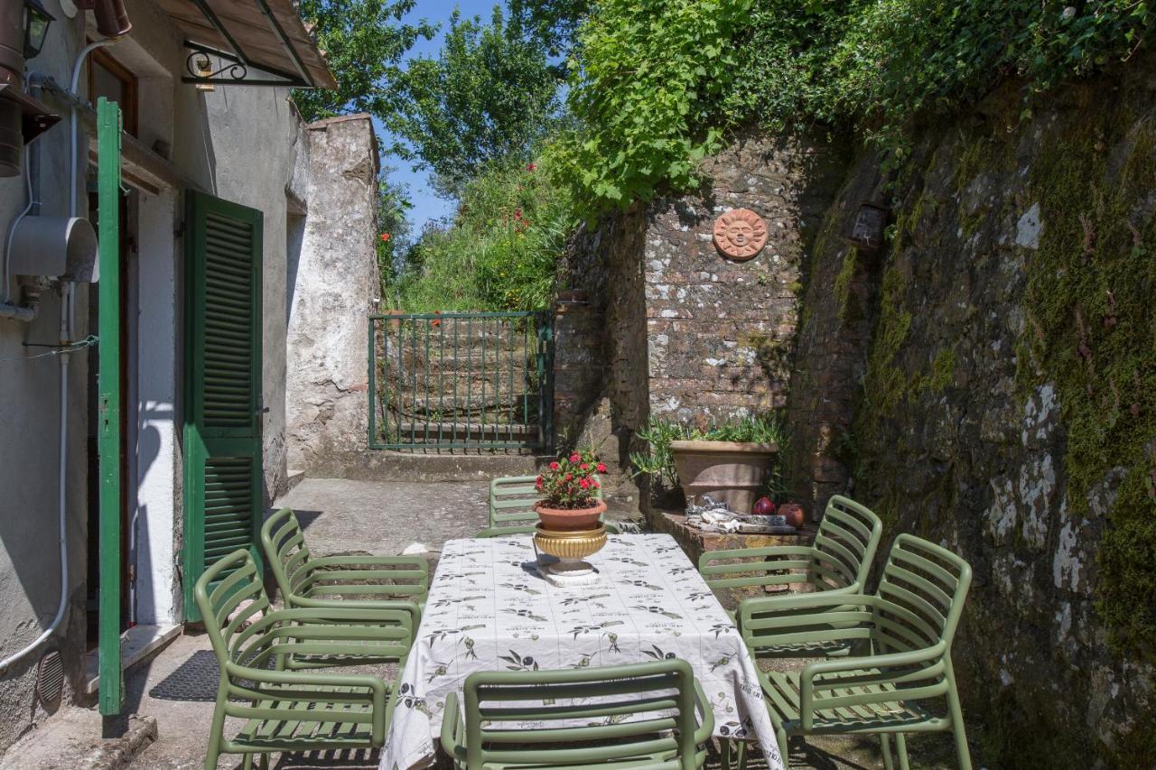 Apartament Casina Orione Montecatini Val di Cecina Zewnętrze zdjęcie